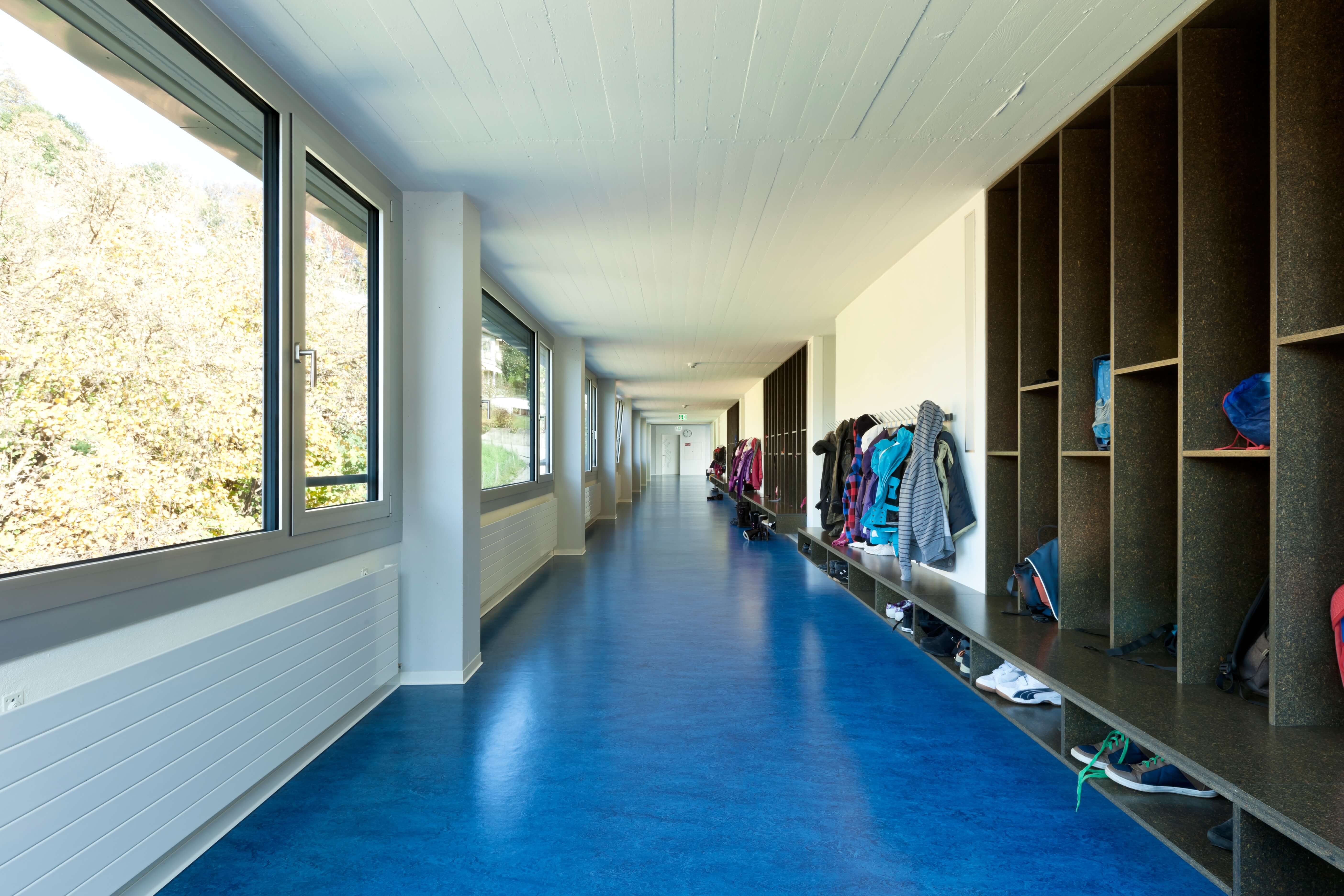 Afbeelding voor: Maak hallen weer scholier-proof in de schoolvakantie | Herberts Handige Tips & Tricks
